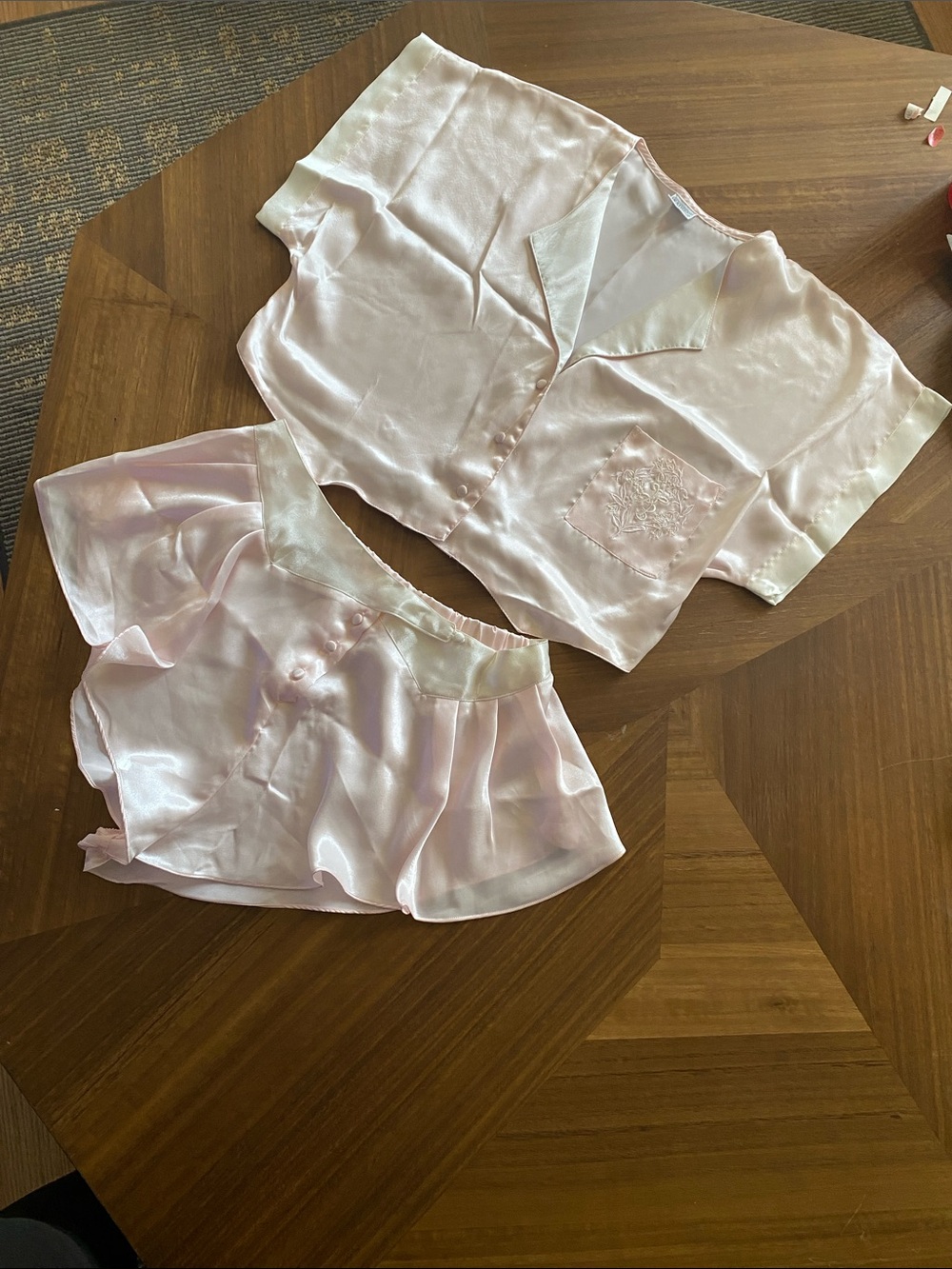 Kathryn vintage Pink Satin Short Pajama Set – Women's Two-Piece Sleepwear